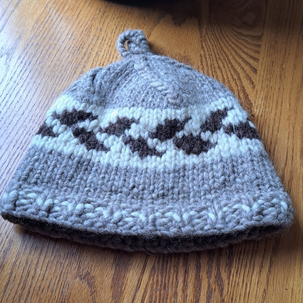 Cowichan sweater touque - Picture 2 of 4